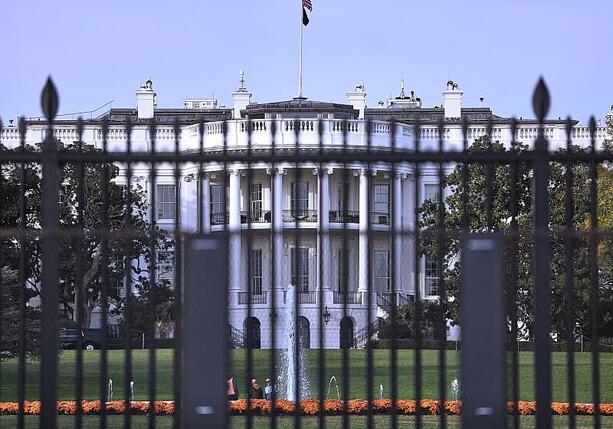 Bild vergr&ouml;&szlig;ern: US-Regierung veröffentlicht ersten Teil der Epstein-Akten