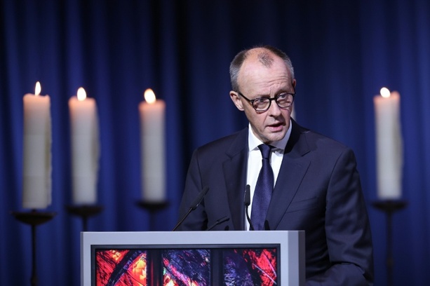 Bild vergr&ouml;&szlig;ern: Merz: Anschlag von Magdeburg überschattet auch dieses Weihnachten