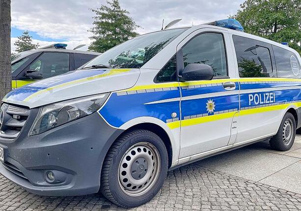 Bild vergr&ouml;&szlig;ern: Sprengstoffattacke in Köln - Hinweise auf Rockerverbindungen