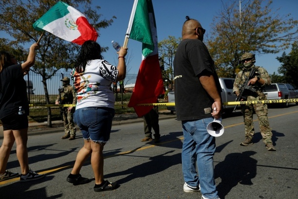 Bild vergr&ouml;&szlig;ern: Niederlage für Trump: Supreme Court blockiert vorerst Nationalgarde in Chicago