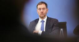 Kretschmer stellt EU-Klimaziele infrage