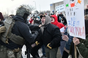 Wütender Protest in Minnesota nach Tötung einer Autofahrerin durch ICE-Beamte