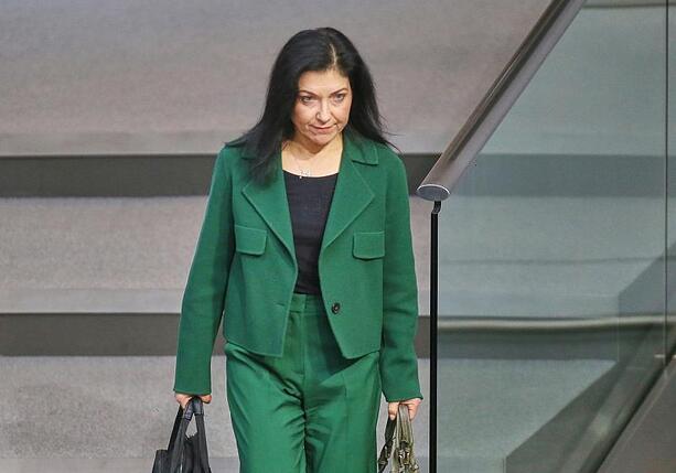 Bild vergr&ouml;&szlig;ern: Reiche begrüßt Beschluss für schnellere Bundeswehr-Beschaffung