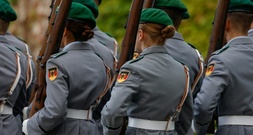 Neuer Wehrdienst: Bundeswehr versendet erste Fragebögen