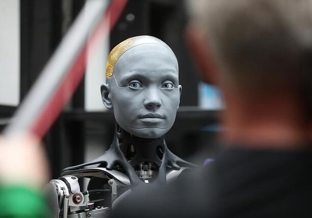 Bild vergr&ouml;&szlig;ern: Forscher warnen vor KI-Schwärmen