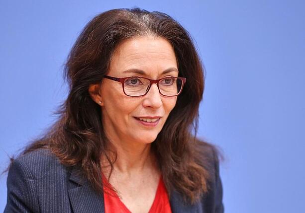 Bild vergr&ouml;&szlig;ern: Fahimi unterstützt Vorschläge der Sozialstaatskommission