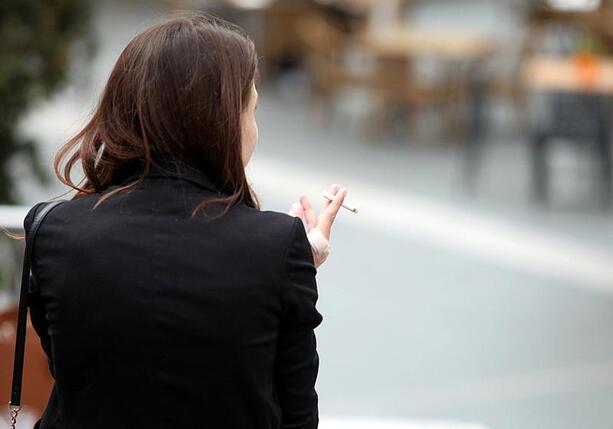 Bild vergr&ouml;&szlig;ern: Warken offen für höhere Tabaksteuer und mehr Prävention