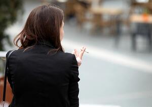 Warken offen für höhere Tabaksteuer und mehr Prävention