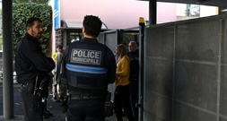Messerangriff an Schule in Frankreich: 14-Jähriger verletzt Lehrerin lebensgefährlich