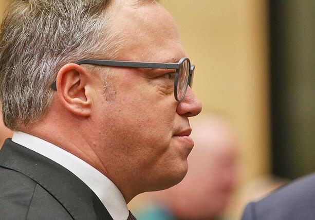 Bild vergr&ouml;&szlig;ern: Thüringer AfD scheitert mit Misstrauensantrag gegen Voigt