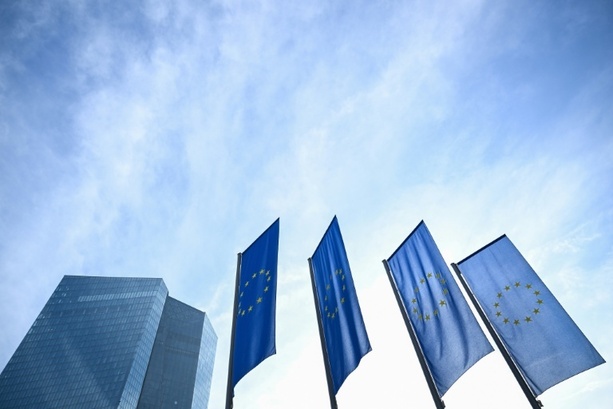 Bild vergr&ouml;&szlig;ern: Europäische Zentralbank gibt Leitzinsentscheidung bekannt