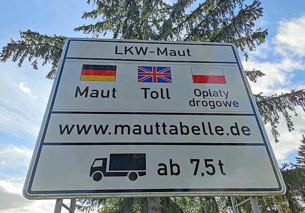 Bild vergr&ouml;&szlig;ern: Lkw-Maut-Fahrleistungsindex im Januar deutlich gesunken