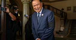 Nach Wahlsieg: Thailändischer Regierungschef bereitet sich auf Koalitionsverhandlungen vor