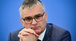 Bundesregierung sieht keinen Anlass für Nachforschungen zum Fall Epstein