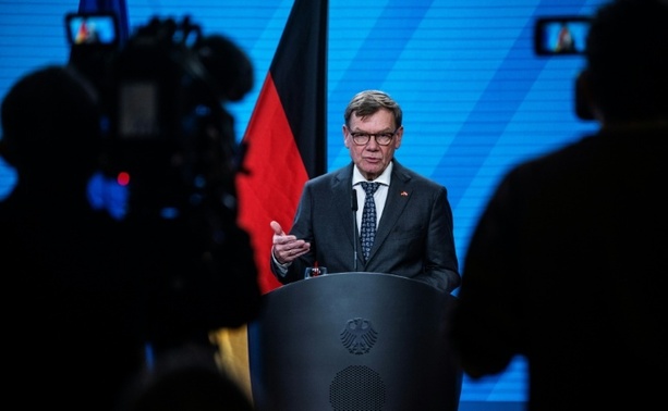 Bild vergr&ouml;&szlig;ern: Bundesaußenminister Wadephul empfängt Kollegen aus zentralasiatischen Staaten