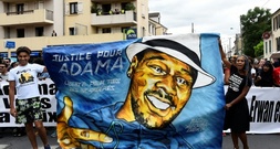 Adama Traoré: Pariser Berufungsgericht urteilt in Fall von Polizeigewalt