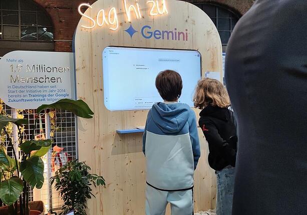 Bild vergr&ouml;&szlig;ern: Bundesregierung beschließt Durchführungsgesetz zur KI-Verordnung