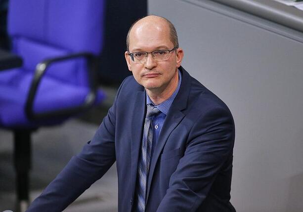 Bild vergr&ouml;&szlig;ern: Thüringer AfD fordert schärfere Regeln für Mitarbeiter