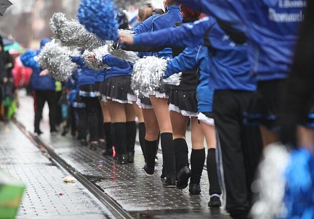 Bild vergr&ouml;&szlig;ern: Rufe nach Dunkelfeld-Studie zu K.O.-Tropfen vor Karnevalshöhepunkt