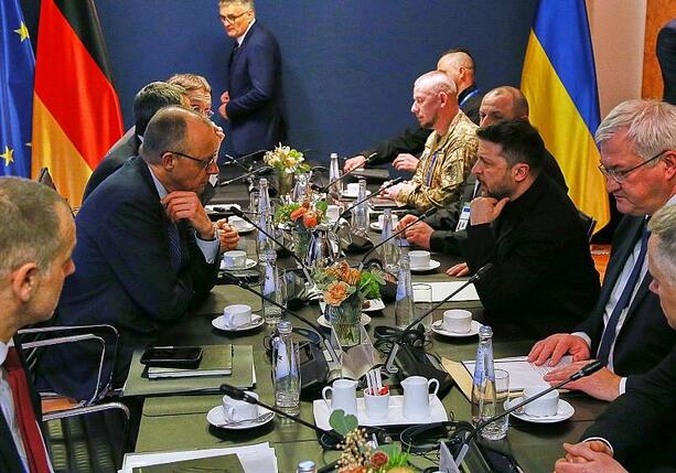 Bild vergr&ouml;&szlig;ern: Ukraine-Partner sagen Kiew neue Anstrengung in Energiehilfe zu