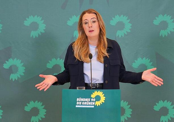 Bild vergr&ouml;&szlig;ern: Grüne halten sich Klage gegen Bundeshaushalt offen