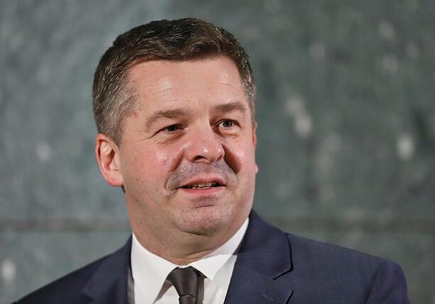 Bild vergr&ouml;&szlig;ern: Sachsen-Anhalts Ministerpräsident fordert Ausreise junger Ukrainer