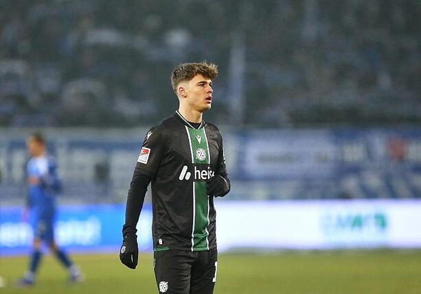 Bild vergr&ouml;&szlig;ern: 2. Bundesliga: Hannover besiegt Hertha - FCK schlägt Fürth