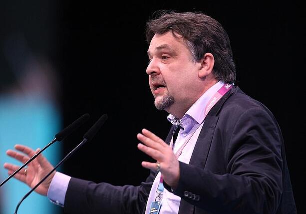 Bild vergr&ouml;&szlig;ern: CDU-Arbeitnehmerflügel mahnt Partei zu Kurswechsel