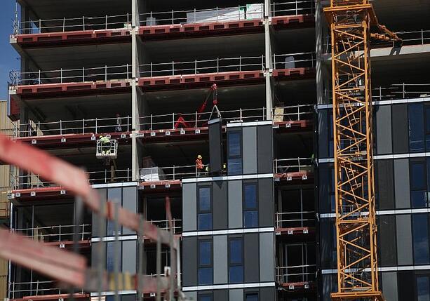 Bild vergr&ouml;&szlig;ern: Geschäftsklima im Wohnungsbau etwas besser