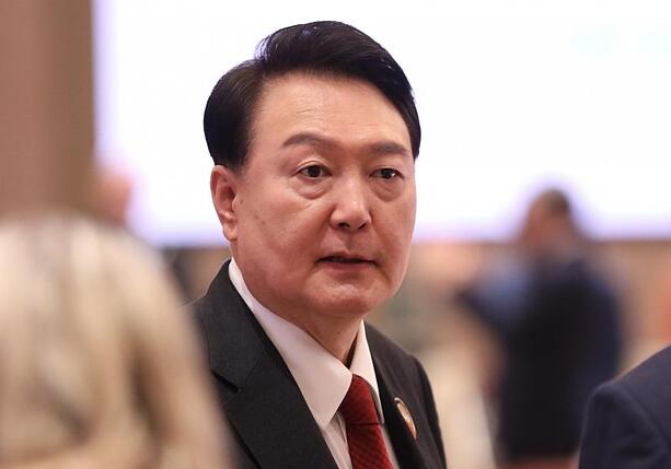 Bild vergr&ouml;&szlig;ern: Südkoreas Ex-Präsident Yoon zu lebenslanger Haftstrafe verurteilt