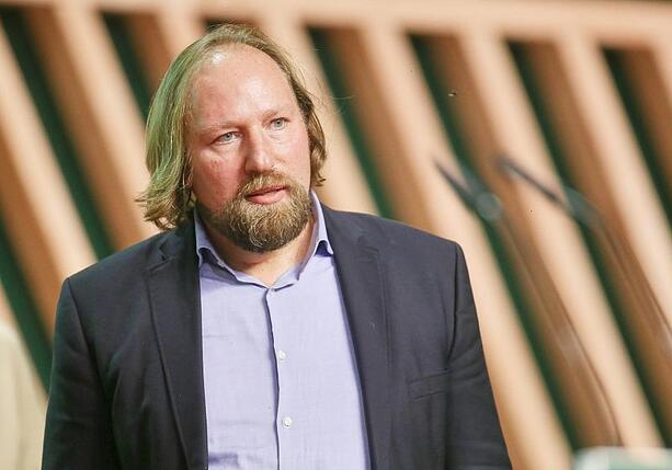 Bild vergr&ouml;&szlig;ern: Hofreiter warnt Merz vor Spekulationen über nächste Amtszeit