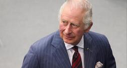 König Charles stellt sich nach Festnahme von Andrew hinter Justiz
