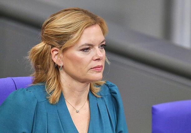 Bild vergr&ouml;&szlig;ern: Klöckner mahnt ordentlichen Umgang mit Steuergeld an