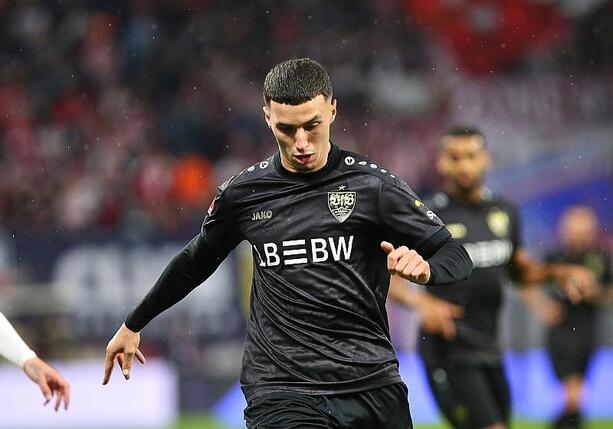 Bild vergr&ouml;&szlig;ern: Europa League: Stuttgart gewinnt 4:1 in Glasgow in Playoff-Hinspiel