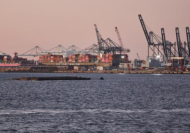 Bild vergr&ouml;&szlig;ern: SPD fordert Aussetzung des EU-US-Zollabkommens