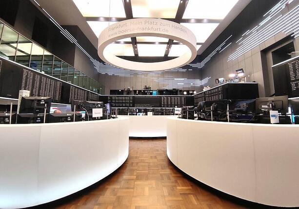 Bild vergr&ouml;&szlig;ern: Dax am Mittag trotz guter Ifo-Zahlen weiter im Minus