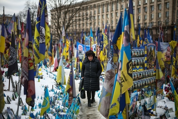 Bild vergr&ouml;&szlig;ern: Vier Jahre Krieg in der Ukraine: Gedenken in Kiew und Appelle zu weiterer Unterstützung