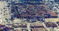 Staatliche Ausgaben trugen Wirtschaftswachstum zum Jahresende