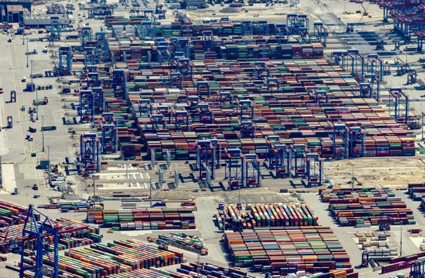 Bild vergr&ouml;&szlig;ern: Staatliche Ausgaben trugen Wirtschaftswachstum zum Jahresende