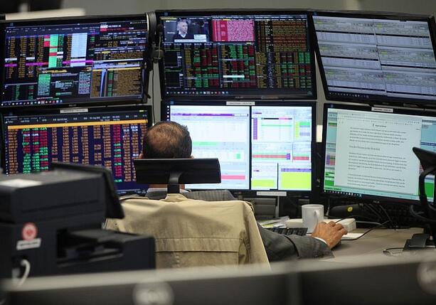 Bild vergr&ouml;&szlig;ern: Dax baut Gewinne etwas aus - Investoren bleiben vorsichtig