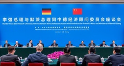 Merz ruft bei Wirtschaftsgesprächen in China zu Abbau
