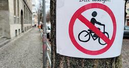 Fußgängerverband will härtere Strafen für Radfahren auf Gehwegen
