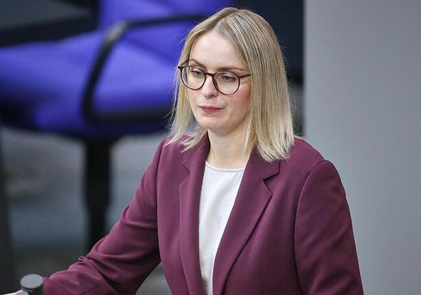 Bild vergr&ouml;&szlig;ern: Beauftragte pocht auf Konsequenzen aus Rassismus-Studie