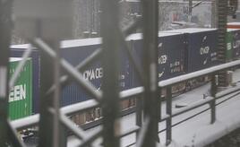 Importpreise zu Jahresbeginn weiter rückläufig