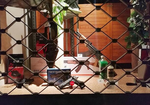 Bild vergr&ouml;&szlig;ern: Fast eine Million Kleine Waffenscheine in Deutschland registriert