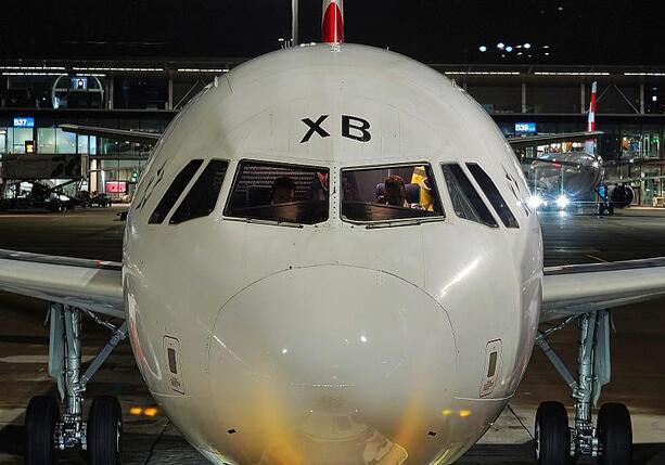 Bild vergr&ouml;&szlig;ern: Piloten verzichten wegen weltpolitischer Lage auf Streik