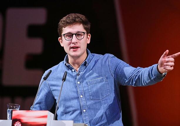 Bild vergr&ouml;&szlig;ern: Juso-Chef fordert Widerstand gegen US-Digitaltechnik