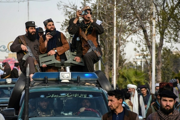 Bild vergr&ouml;&szlig;ern: Kabul: Kämpfe zwischen Afghanistan und Pakistan dauern an