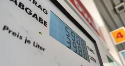 Grüne fordern intensivere Prüfung der Preise an Tankstellen