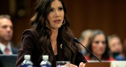 Abschiebe-Razzien: US-Heimatschutzministerin Noem bei Kongressanhörung in der Kritik